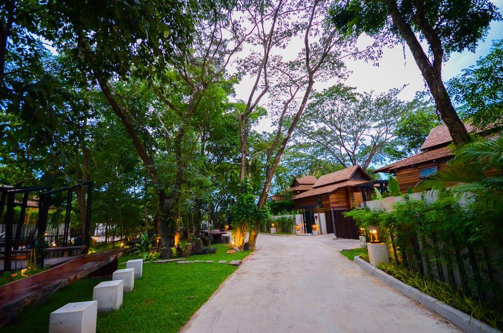 Ananta Thai Pool Villas Resort Phuket Exterior foto
