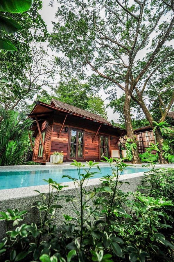 Ananta Thai Pool Villas Resort Phuket Exterior foto