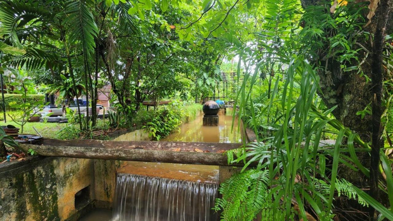 Ananta Thai Pool Villas Resort Phuket Exterior foto